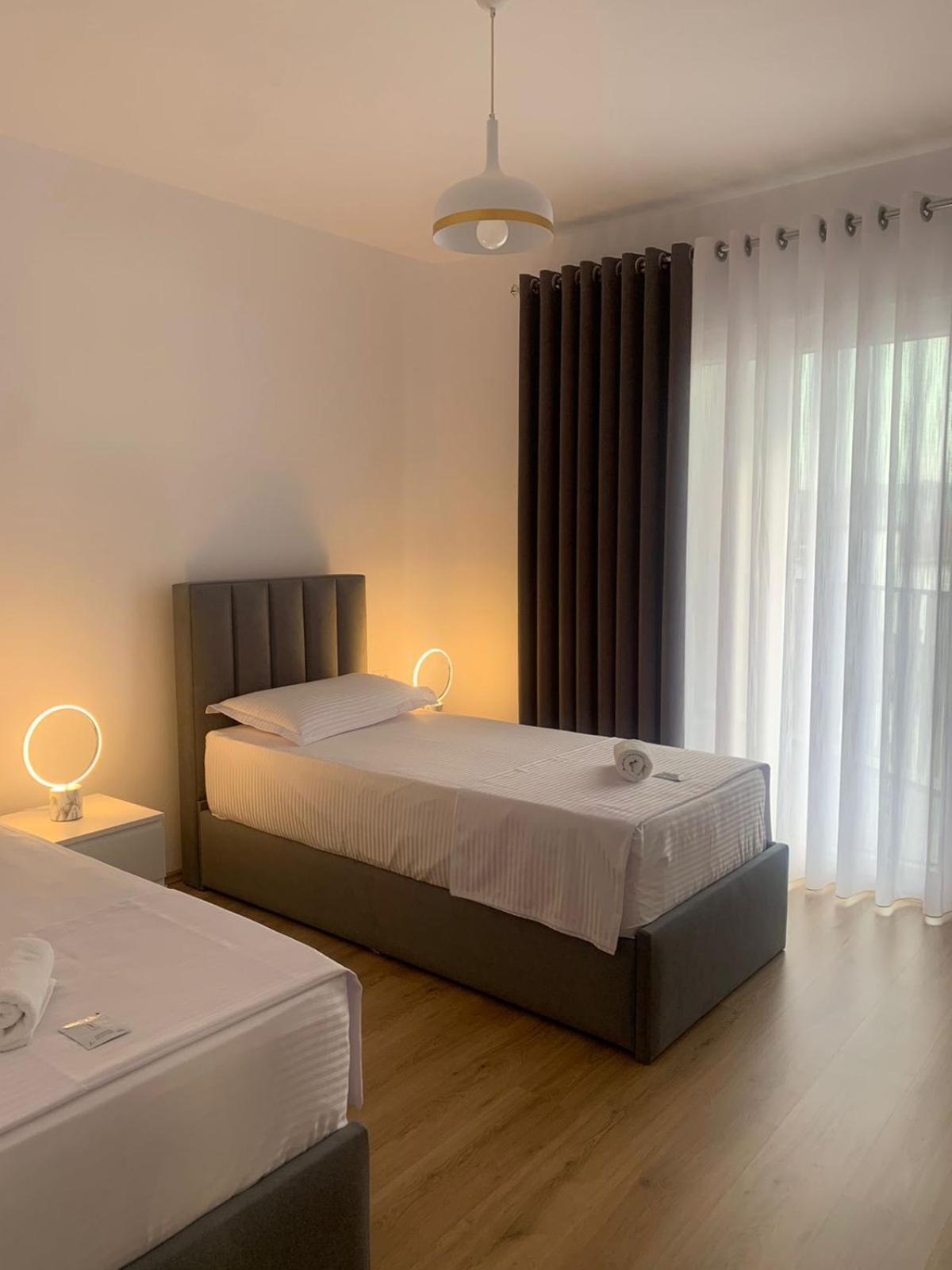 Enjoy Shkodra Apartament Buitenkant foto